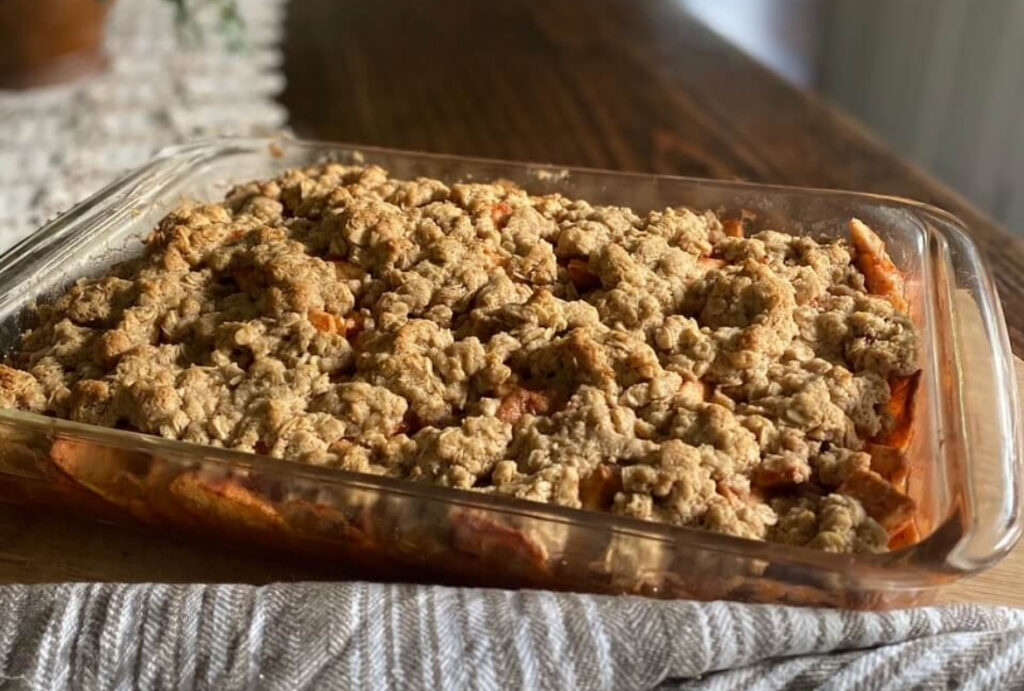 easy Christmas desserts- gluten free apple crisp